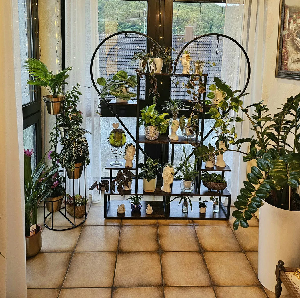 Estante de exhibición para plantas y flores de 6 niveles, de madera y metal, con forma de corazón, para jardín, balcón y sala de estar.